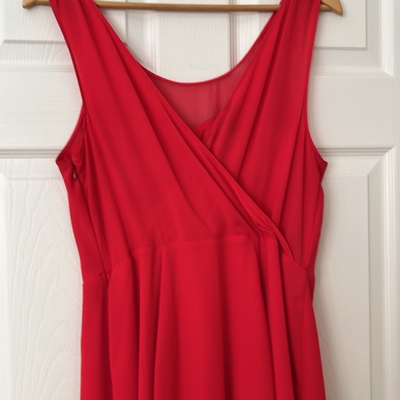 EXPRESS DRESS! - Picture 2 of 8